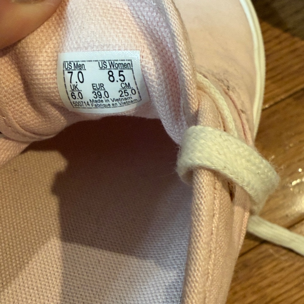 Vans Authentic Low-Top Canvas Sneakers in Light Pink 8.5 - Picture 4 of 9